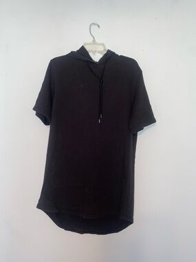 No Boundaries Black Short Sleeve Hoodie